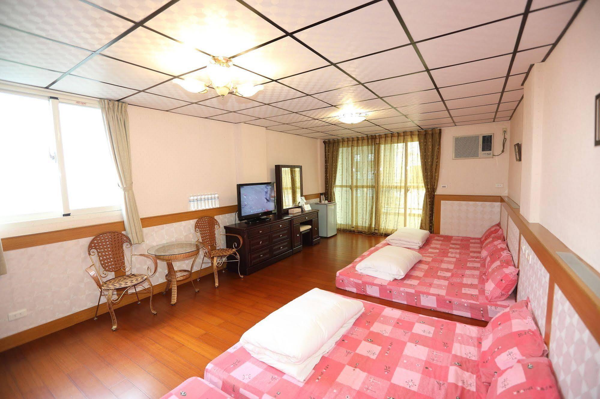 First Place B&B Hualien Buitenkant foto