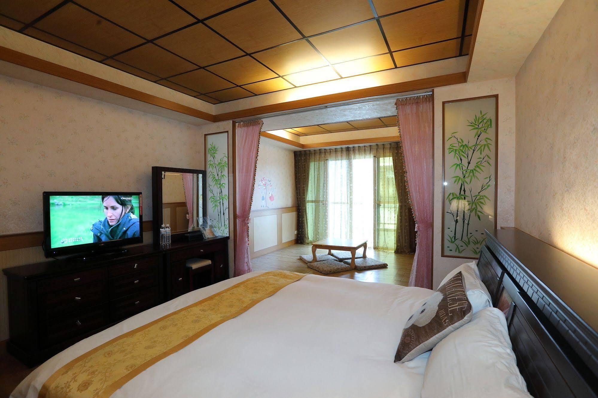 First Place B&B Hualien Buitenkant foto